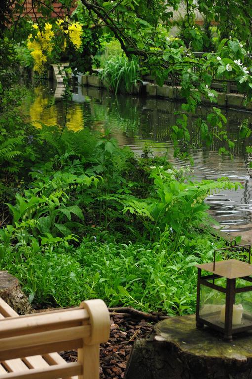 B&B Canal Deluxe Брюгге Экстерьер фото