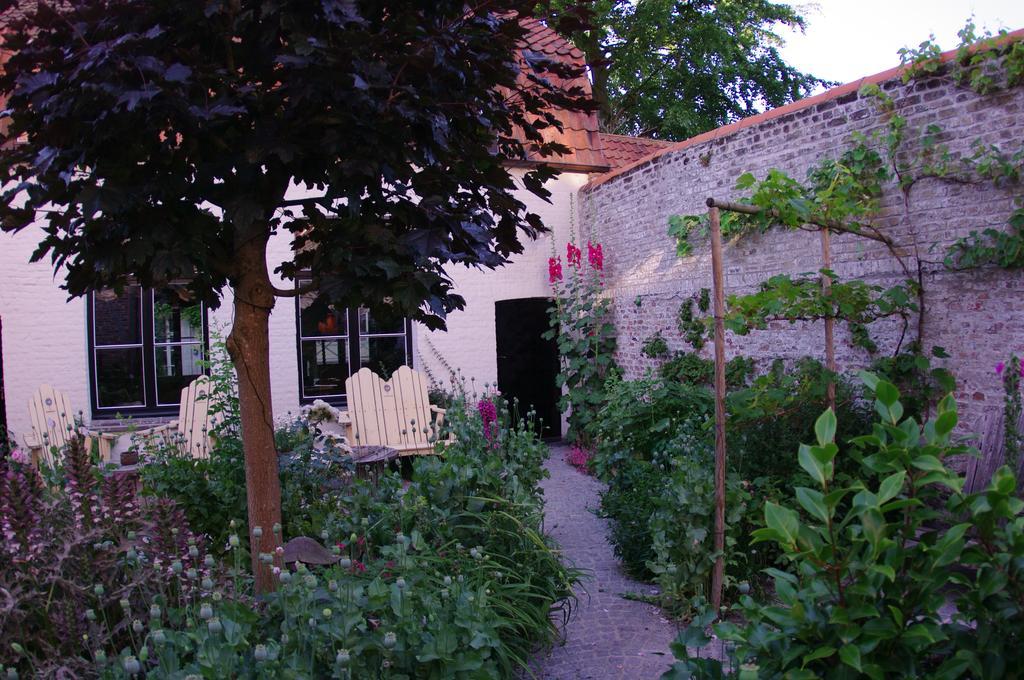 B&B Canal Deluxe Брюгге Экстерьер фото