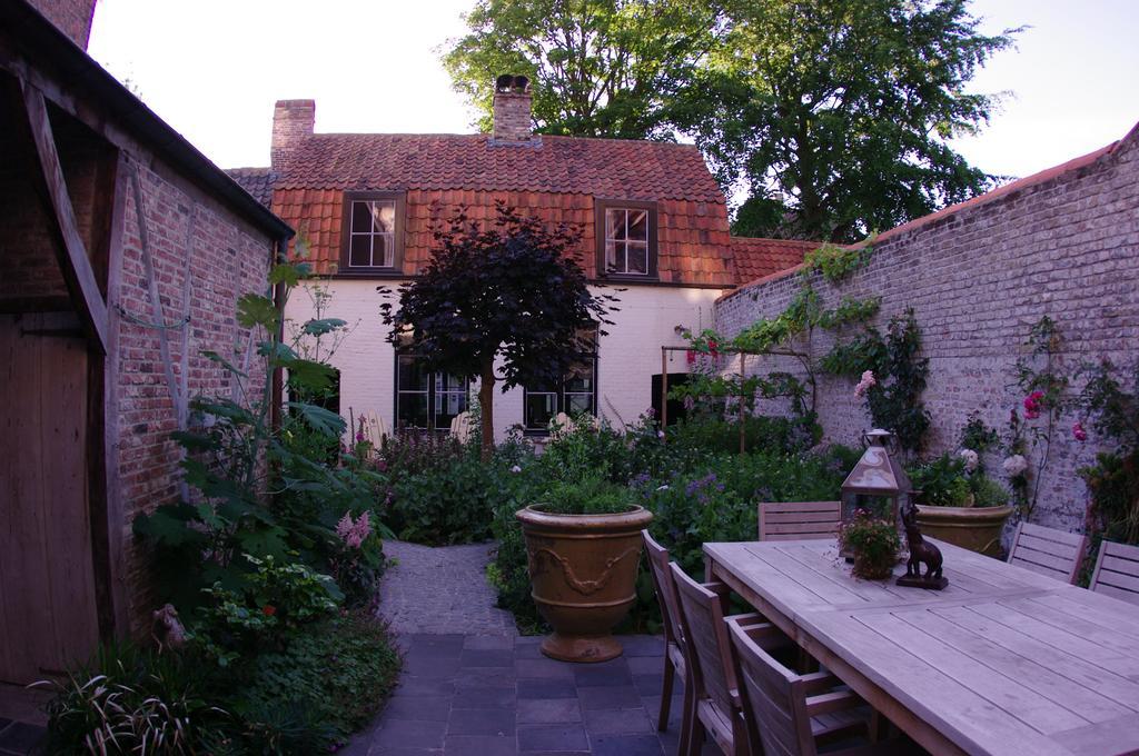 B&B Canal Deluxe Брюгге Экстерьер фото