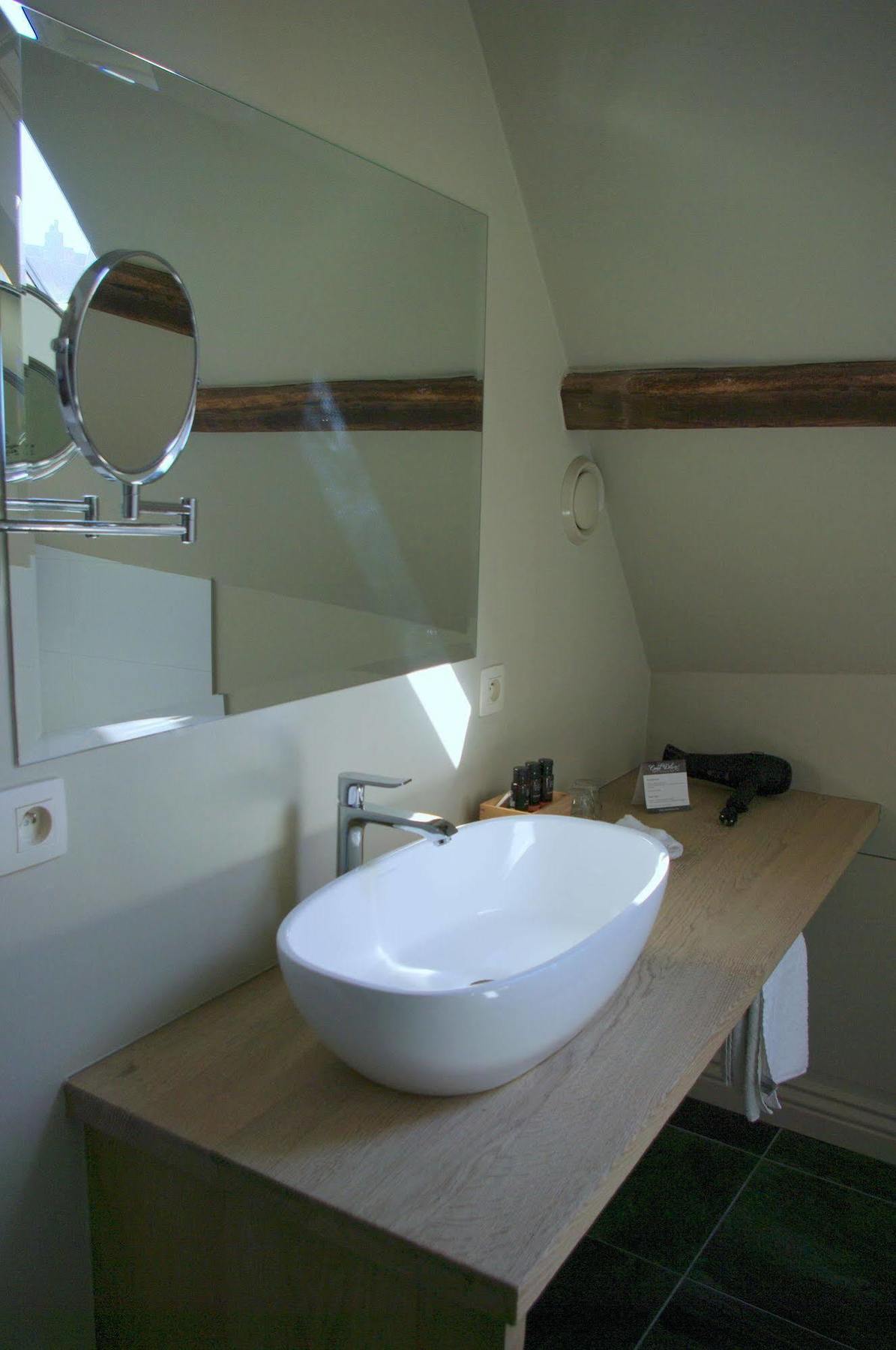 B&B Canal Deluxe Брюгге Экстерьер фото